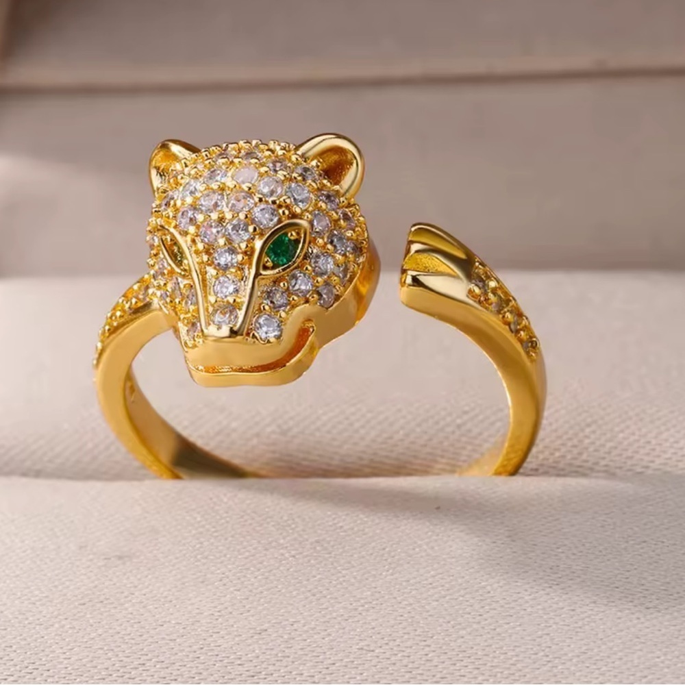 Golden Panther Emerald Eyes Ring - Picture 5 of 7